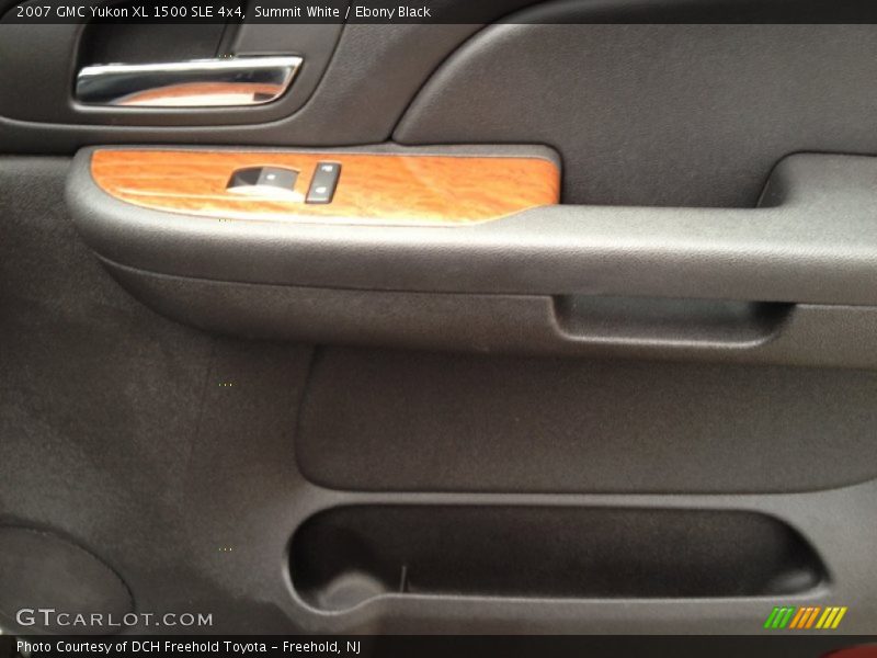 Summit White / Ebony Black 2007 GMC Yukon XL 1500 SLE 4x4