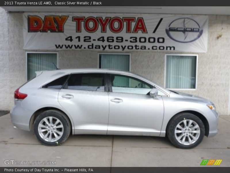 Classic Silver Metallic / Black 2013 Toyota Venza LE AWD