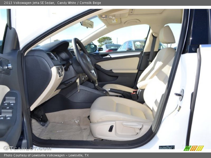 Candy White / Cornsilk Beige 2013 Volkswagen Jetta SE Sedan