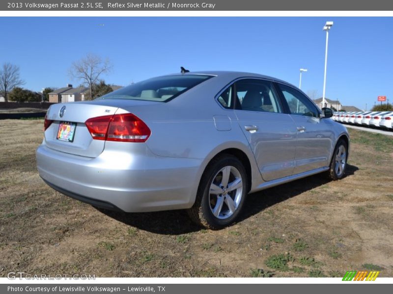Reflex Silver Metallic / Moonrock Gray 2013 Volkswagen Passat 2.5L SE
