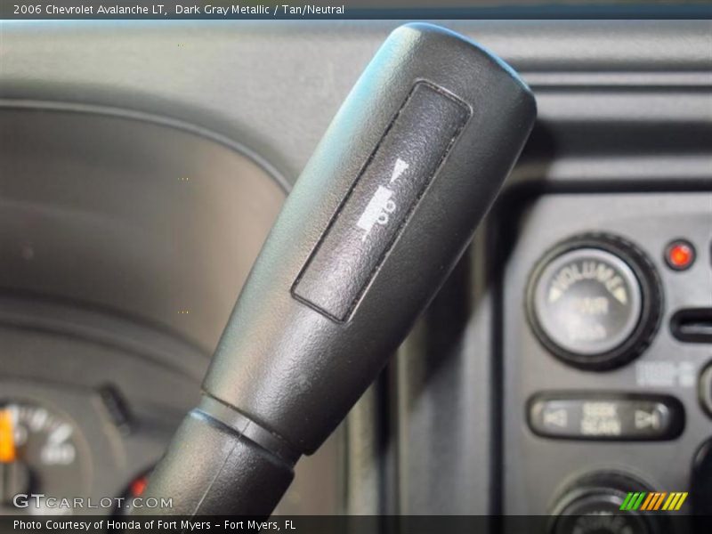 Dark Gray Metallic / Tan/Neutral 2006 Chevrolet Avalanche LT