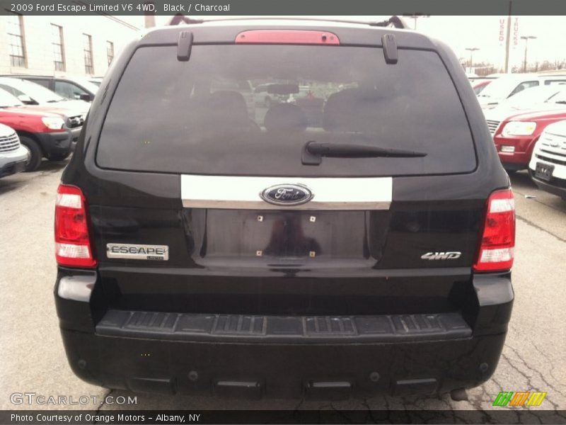 Black / Charcoal 2009 Ford Escape Limited V6 4WD
