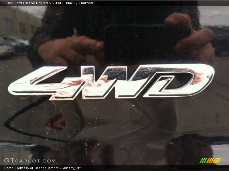 Black / Charcoal 2009 Ford Escape Limited V6 4WD
