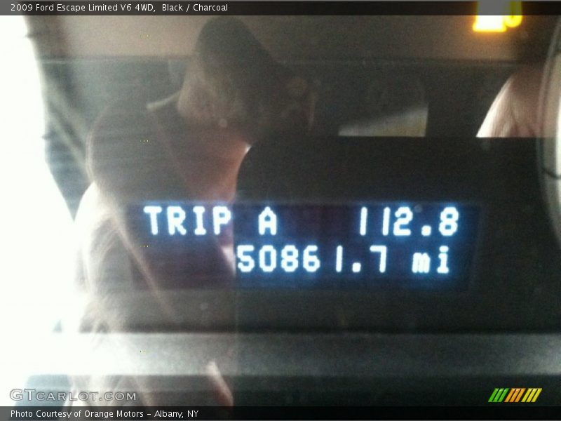 Black / Charcoal 2009 Ford Escape Limited V6 4WD