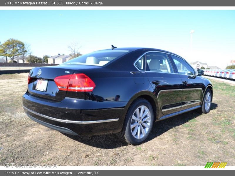 Black / Cornsilk Beige 2013 Volkswagen Passat 2.5L SEL
