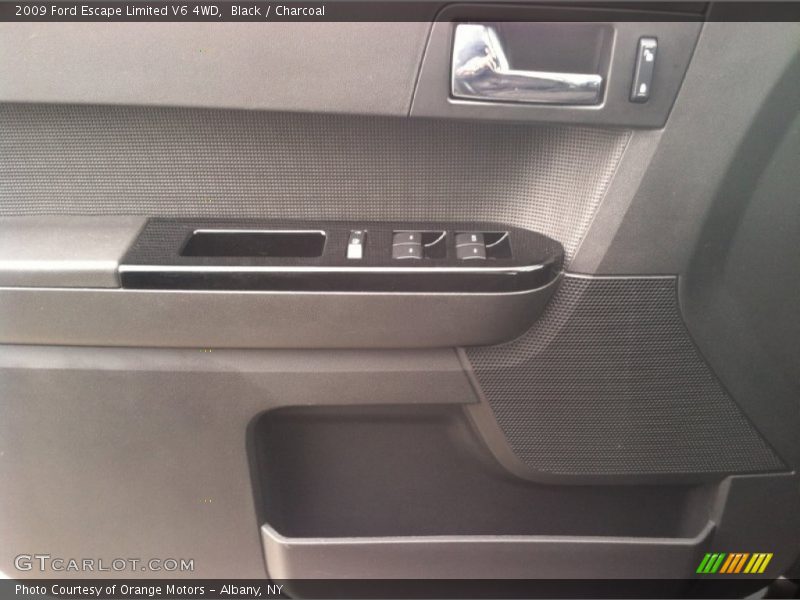 Black / Charcoal 2009 Ford Escape Limited V6 4WD
