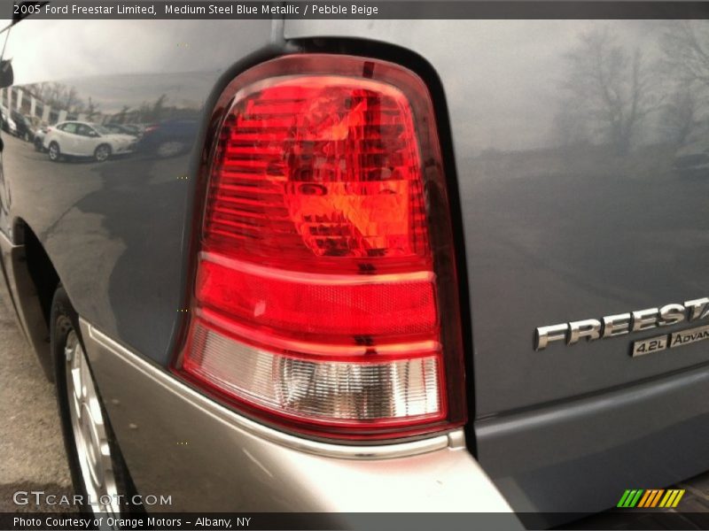 Medium Steel Blue Metallic / Pebble Beige 2005 Ford Freestar Limited