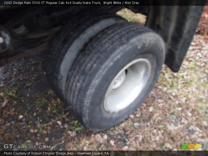 Bright White / Mist Gray 2002 Dodge Ram 3500 ST Regular Cab 4x4 Dually Stake Truck