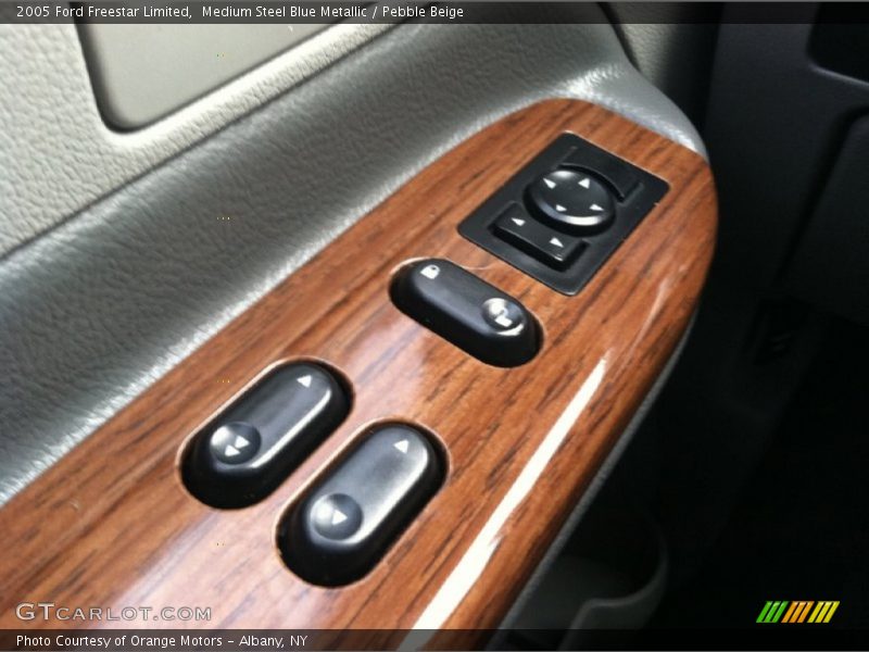 Medium Steel Blue Metallic / Pebble Beige 2005 Ford Freestar Limited