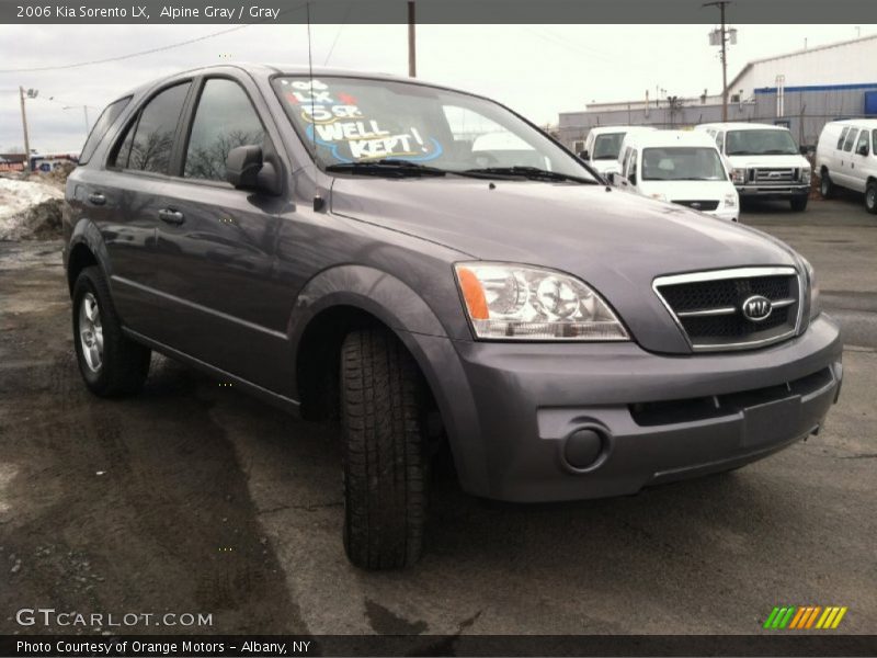 Alpine Gray / Gray 2006 Kia Sorento LX