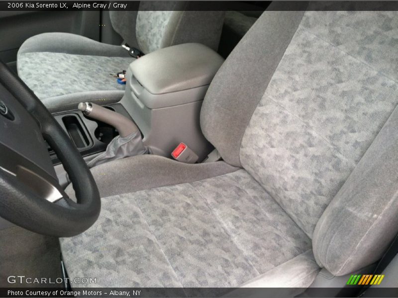 Alpine Gray / Gray 2006 Kia Sorento LX