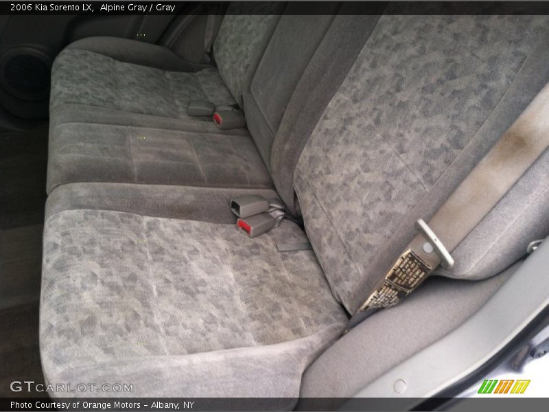 Alpine Gray / Gray 2006 Kia Sorento LX