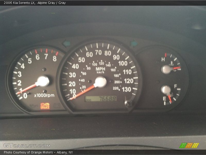 Alpine Gray / Gray 2006 Kia Sorento LX