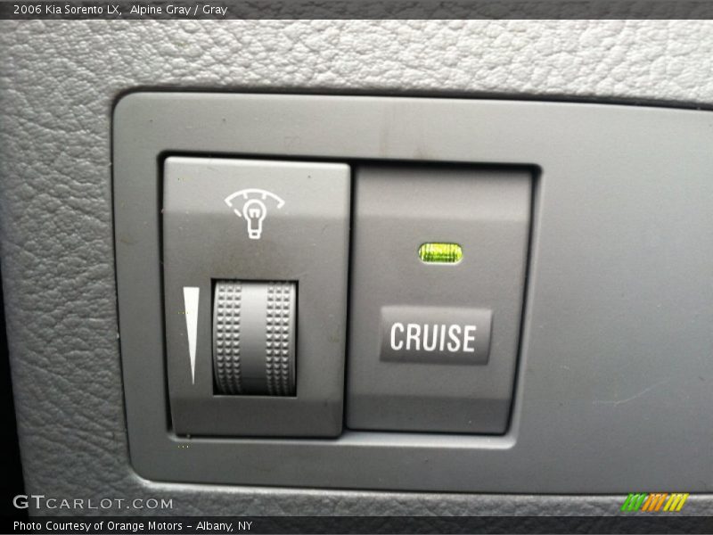 Alpine Gray / Gray 2006 Kia Sorento LX