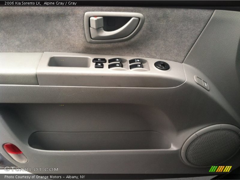 Alpine Gray / Gray 2006 Kia Sorento LX