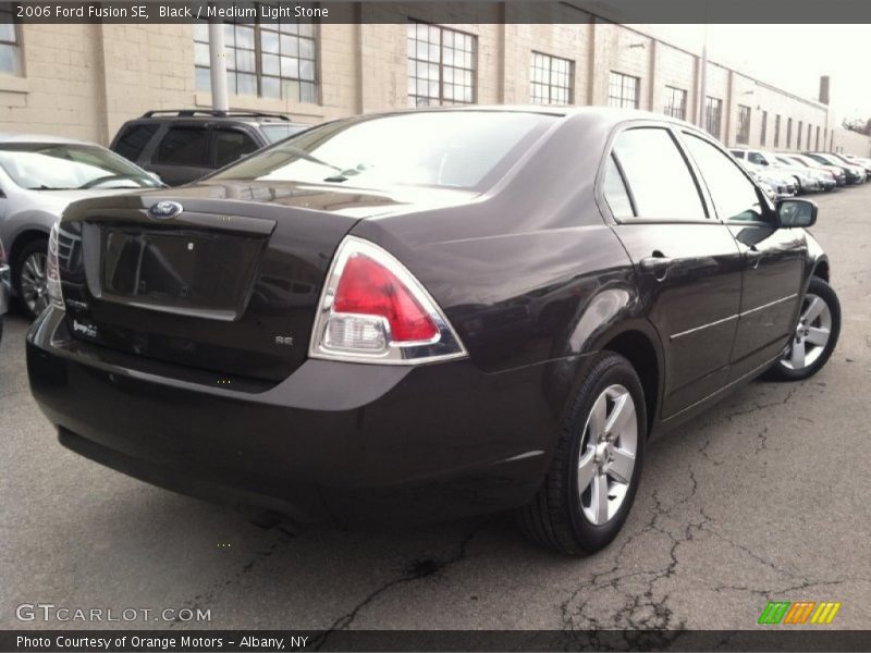 Black / Medium Light Stone 2006 Ford Fusion SE