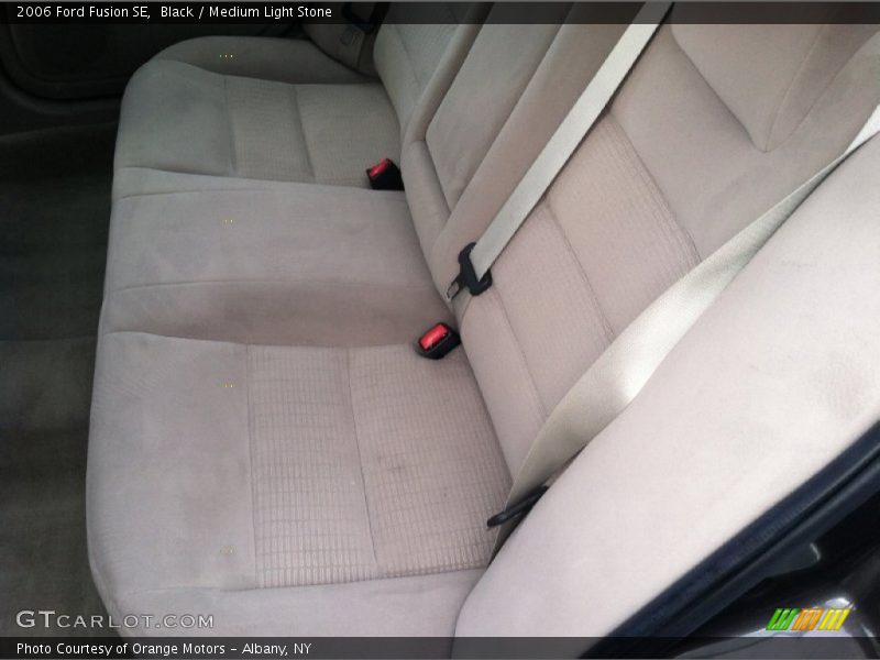 Black / Medium Light Stone 2006 Ford Fusion SE
