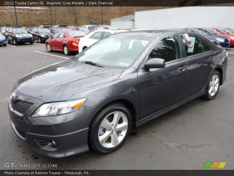 Magnetic Gray Metallic / Dark Charcoal 2010 Toyota Camry SE