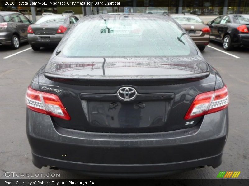 Magnetic Gray Metallic / Dark Charcoal 2010 Toyota Camry SE