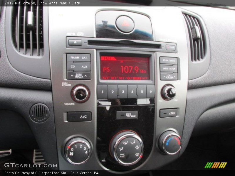 Snow White Pearl / Black 2012 Kia Forte SX