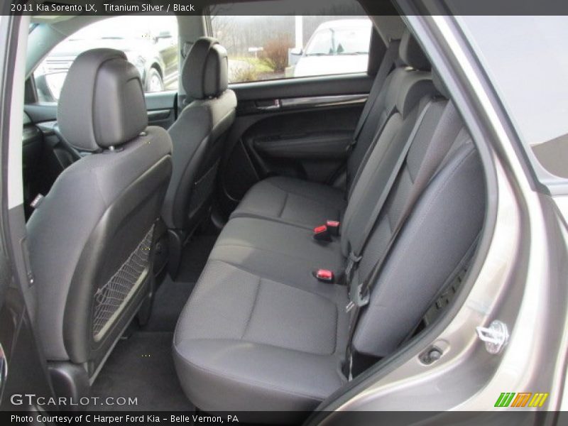 Titanium Silver / Black 2011 Kia Sorento LX