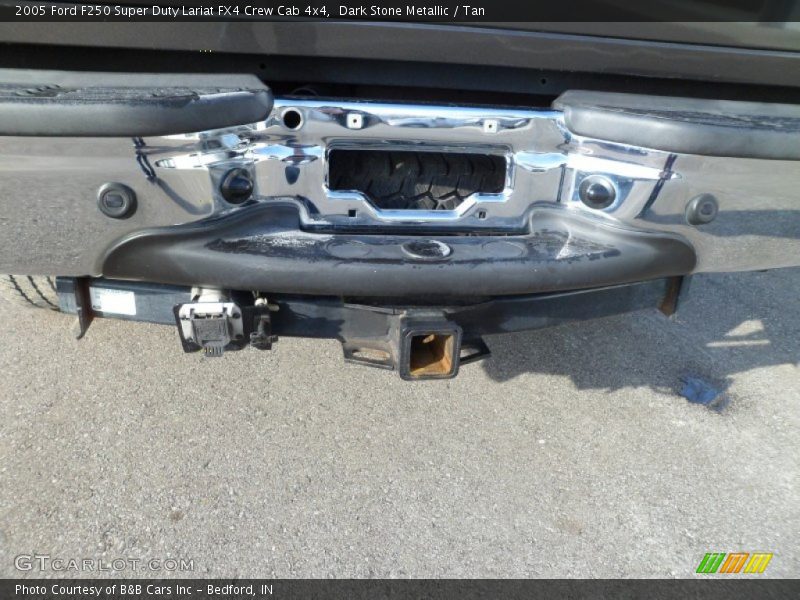 Dark Stone Metallic / Tan 2005 Ford F250 Super Duty Lariat FX4 Crew Cab 4x4