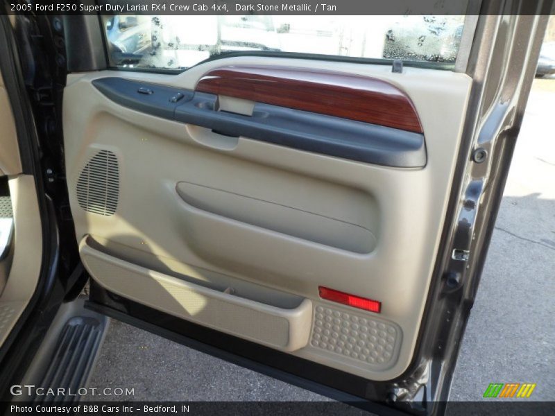 Dark Stone Metallic / Tan 2005 Ford F250 Super Duty Lariat FX4 Crew Cab 4x4