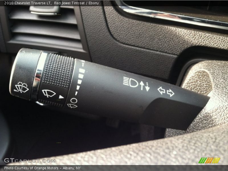 Red Jewel Tintcoat / Ebony 2010 Chevrolet Traverse LT