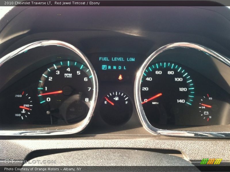 Red Jewel Tintcoat / Ebony 2010 Chevrolet Traverse LT