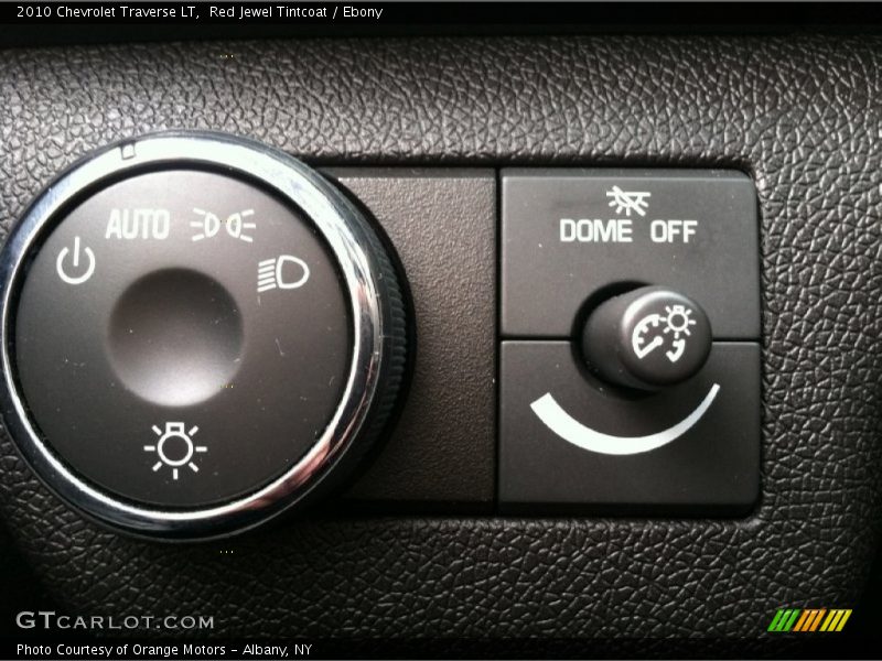 Red Jewel Tintcoat / Ebony 2010 Chevrolet Traverse LT