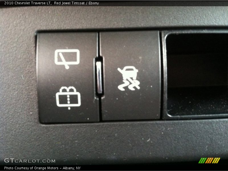 Red Jewel Tintcoat / Ebony 2010 Chevrolet Traverse LT