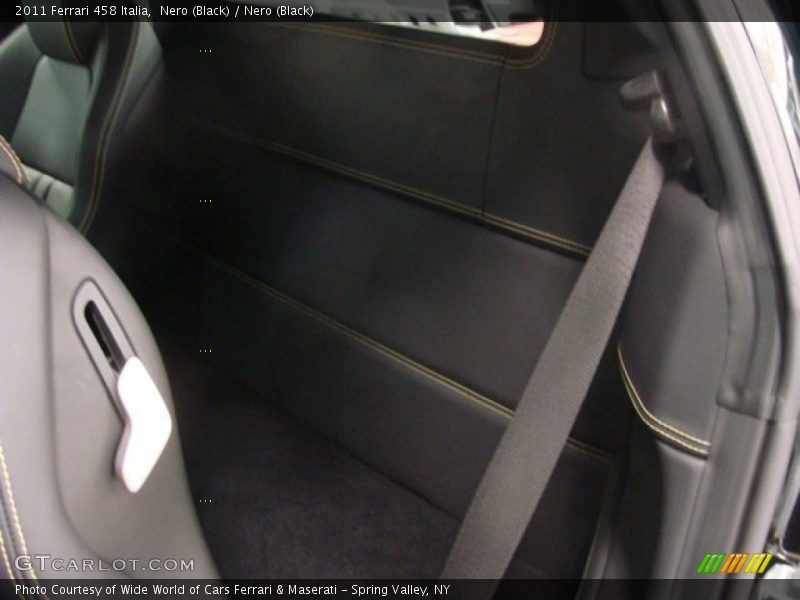Nero (Black) / Nero (Black) 2011 Ferrari 458 Italia