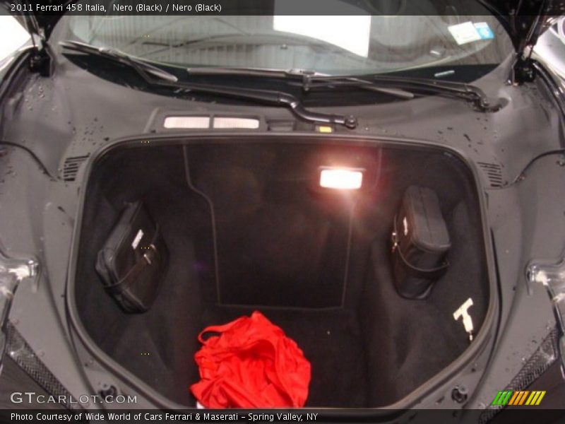  2011 458 Italia Trunk