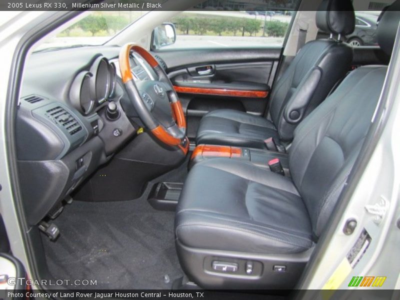 Front Seat of 2005 RX 330
