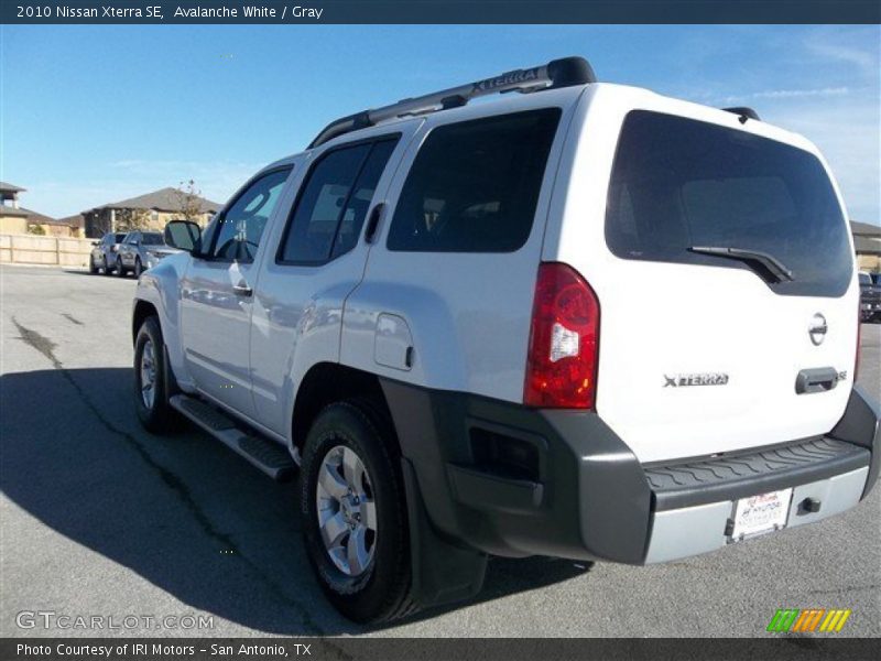 Avalanche White / Gray 2010 Nissan Xterra SE