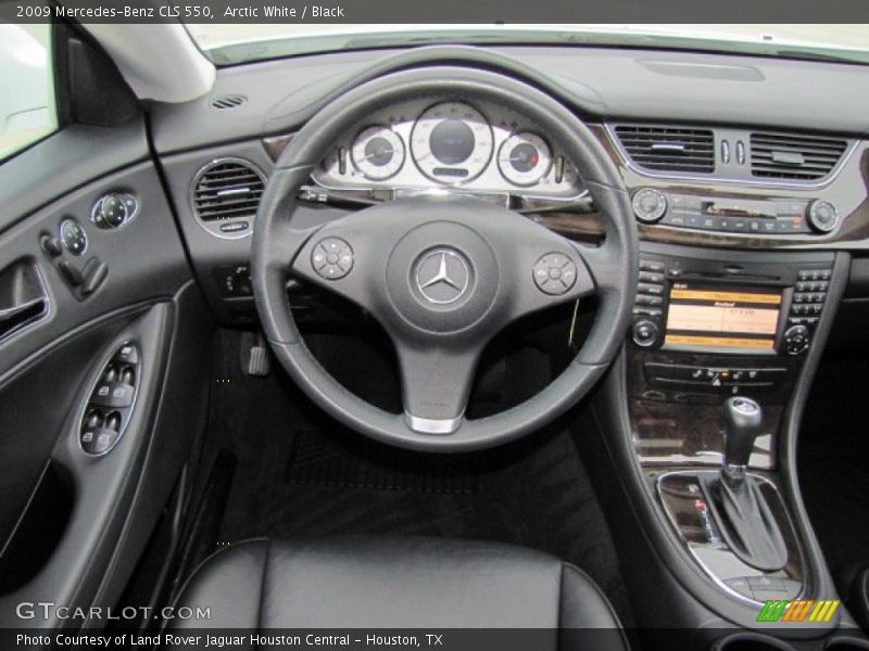 Dashboard of 2009 CLS 550