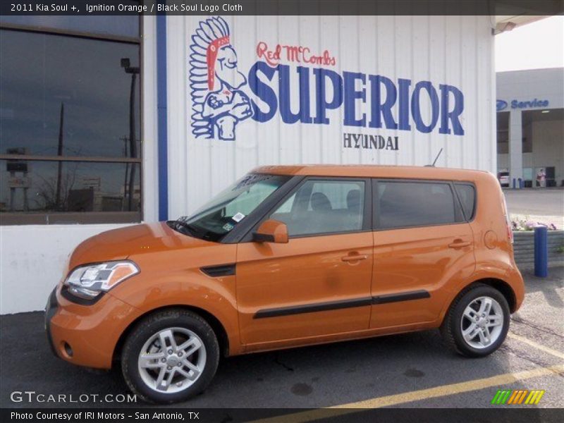 Ignition Orange / Black Soul Logo Cloth 2011 Kia Soul +