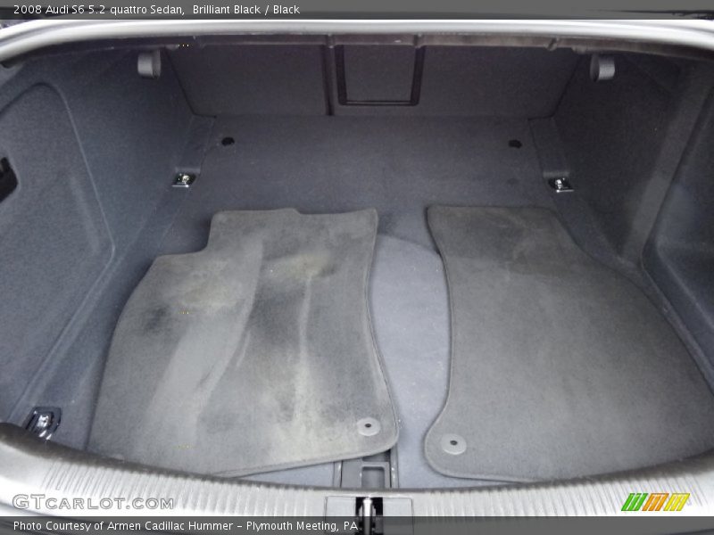  2008 S6 5.2 quattro Sedan Trunk