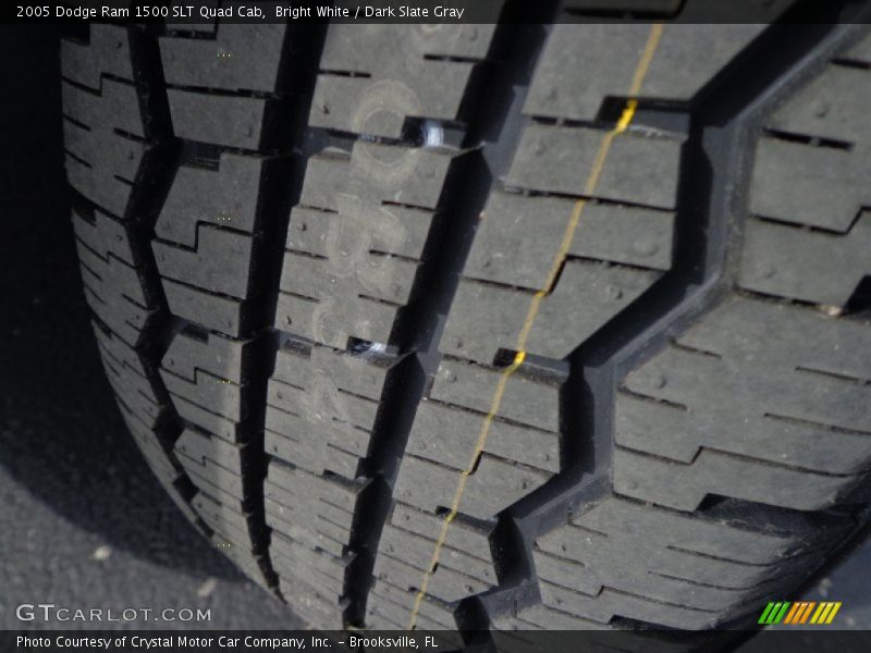 Bright White / Dark Slate Gray 2005 Dodge Ram 1500 SLT Quad Cab