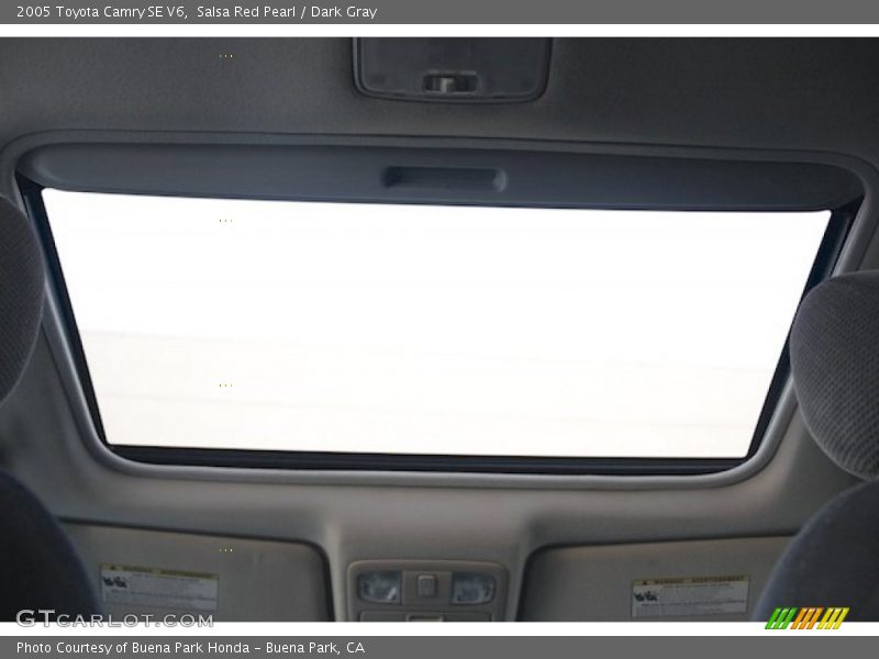 Salsa Red Pearl / Dark Gray 2005 Toyota Camry SE V6