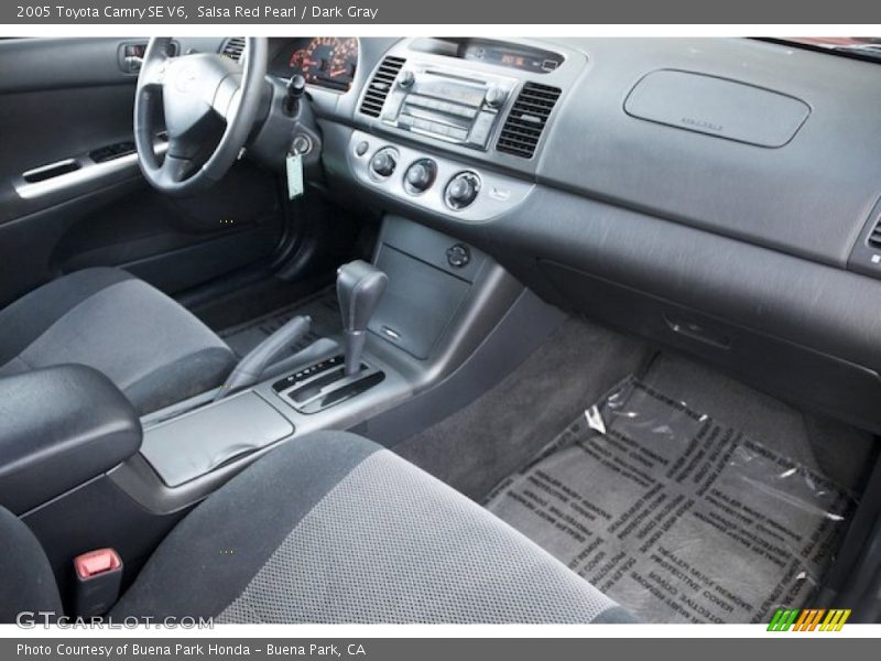 Salsa Red Pearl / Dark Gray 2005 Toyota Camry SE V6