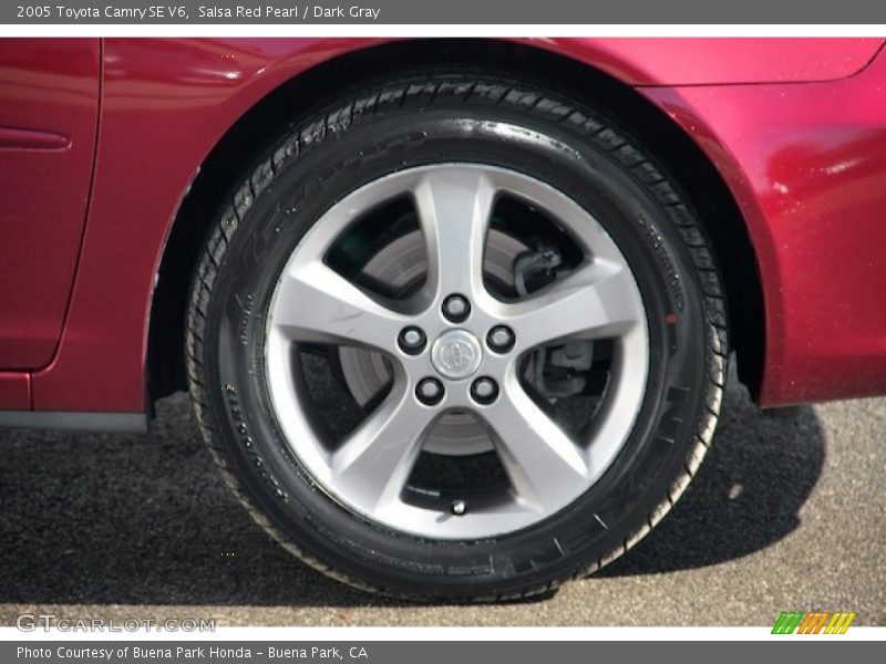 Salsa Red Pearl / Dark Gray 2005 Toyota Camry SE V6