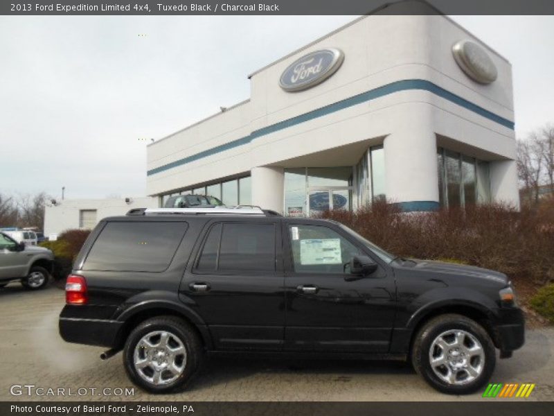 Tuxedo Black / Charcoal Black 2013 Ford Expedition Limited 4x4