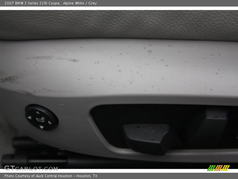 Alpine White / Grey 2007 BMW 3 Series 328i Coupe