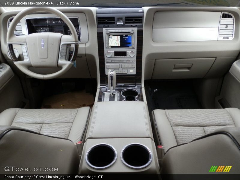 Black / Stone 2009 Lincoln Navigator 4x4