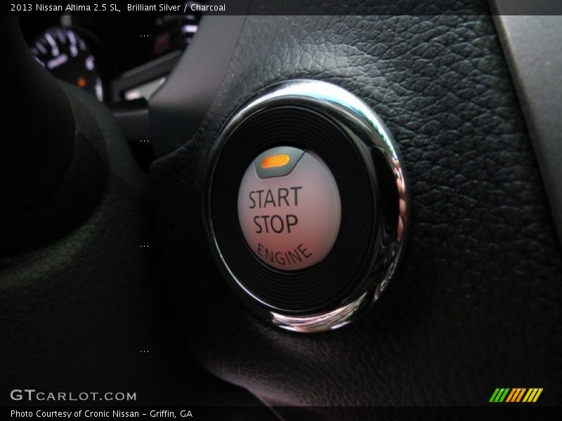 Brilliant Silver / Charcoal 2013 Nissan Altima 2.5 SL