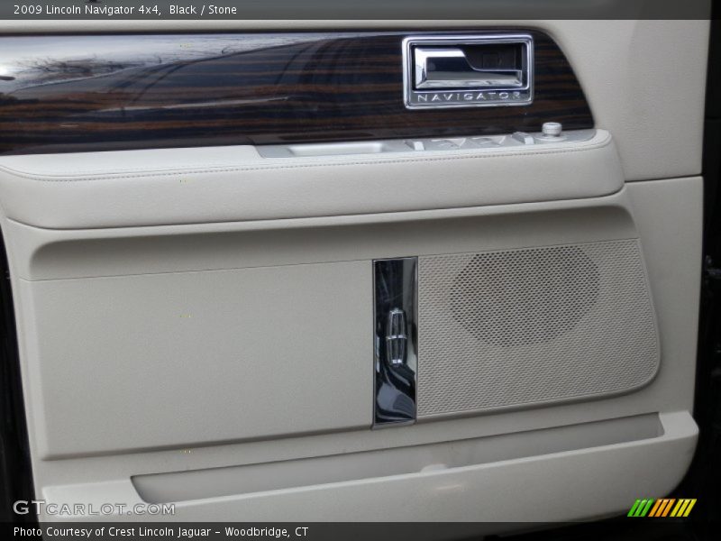 Black / Stone 2009 Lincoln Navigator 4x4