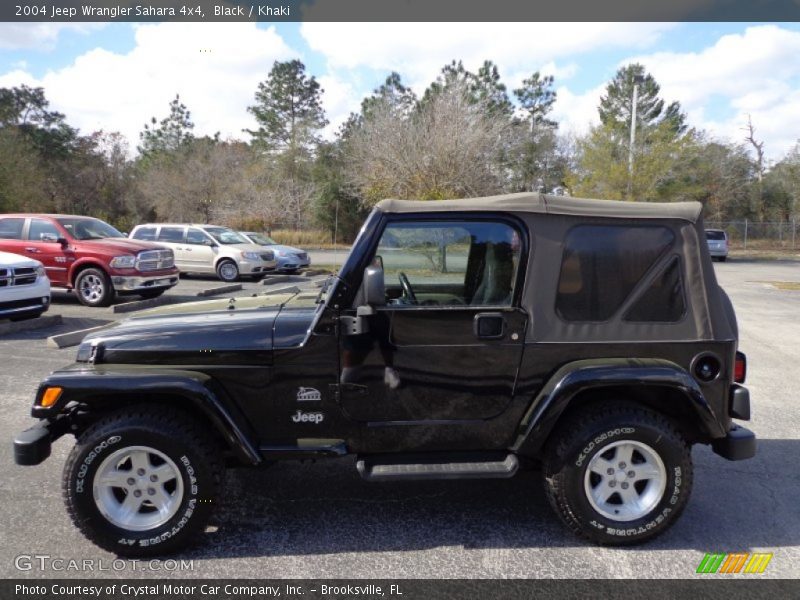 Black / Khaki 2004 Jeep Wrangler Sahara 4x4