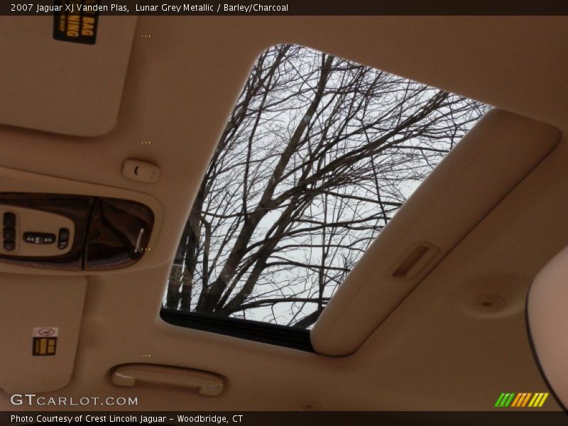 Lunar Grey Metallic / Barley/Charcoal 2007 Jaguar XJ Vanden Plas