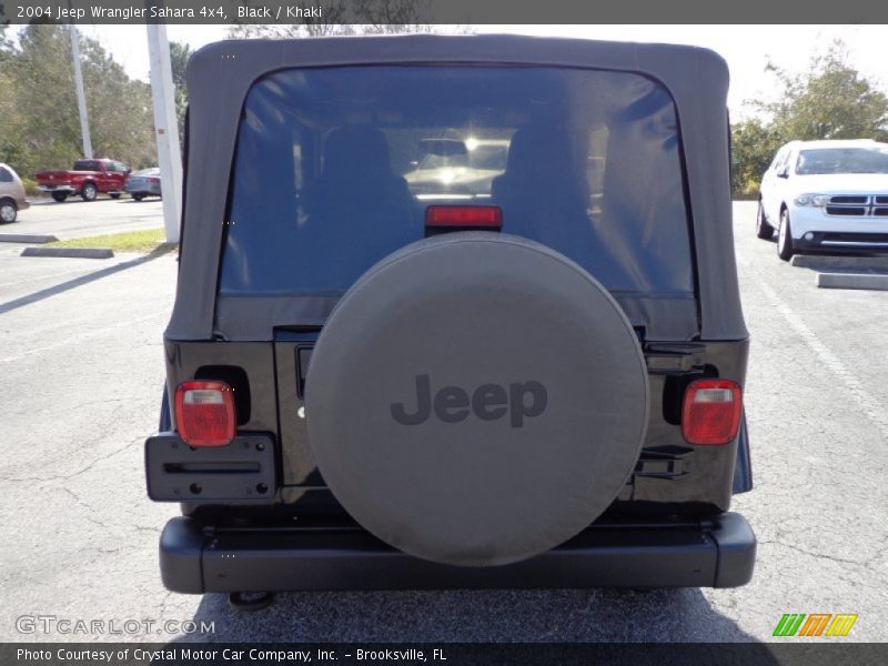 Black / Khaki 2004 Jeep Wrangler Sahara 4x4